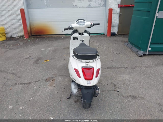 Vespa Sprint 150 3v 2015 ZAPM818G9F5401199 Image 6
