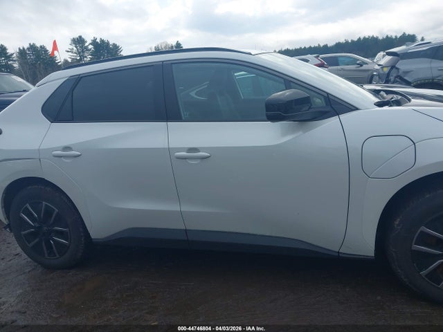 Toyota Bz Xle 2026 JTMBDAFB0TA001398 Image 14