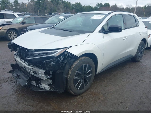 Toyota Bz Xle 2026 JTMBDAFB0TA001398 Image 2