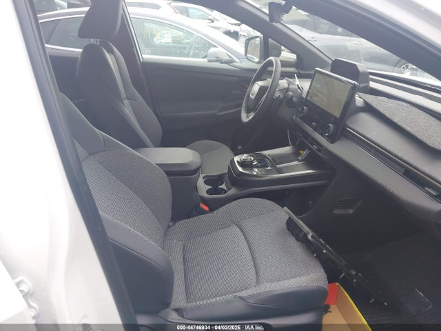 Toyota Bz Xle 2026 JTMBDAFB0TA001398 Image 5