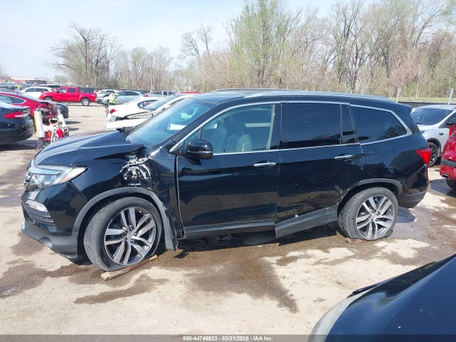 Продажа на аукционе авто 2017 Honda Pilot Touring, vin: 5FNYF6H97HB073841, номер лота: 44746823