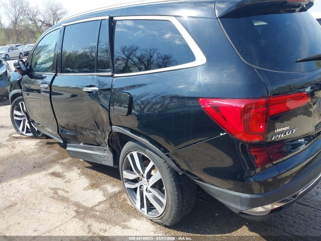 Продажа на аукционе авто 2017 Honda Pilot Touring, vin: 5FNYF6H97HB073841, номер лота: 44746823