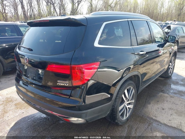 Продажа на аукционе авто 2017 Honda Pilot Touring, vin: 5FNYF6H97HB073841, номер лота: 44746823