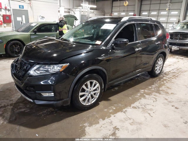 Nissan ROGUE SV 2017 5N1AT2MT8HC762882 Image 2