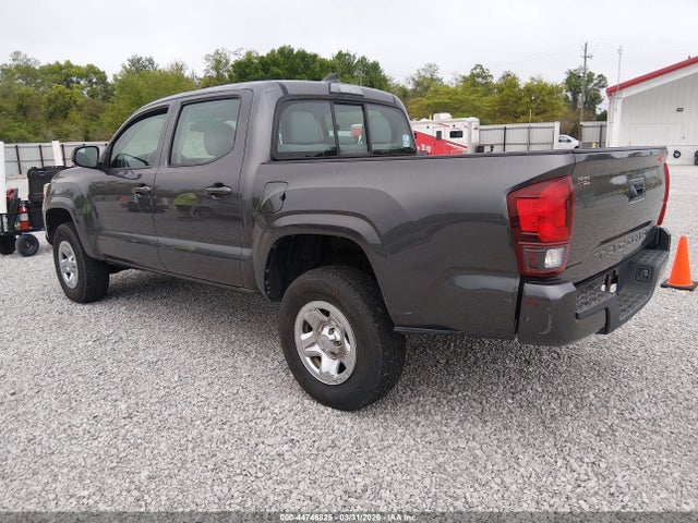 5TFAX5GN0JX117231 Toyota Tacoma Sr