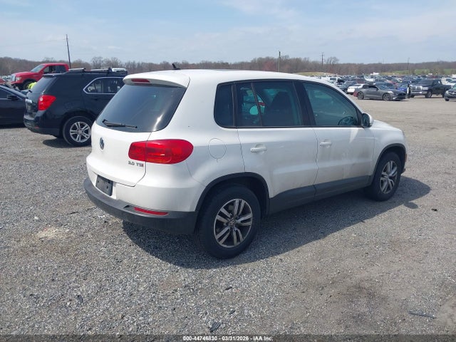 2013 Volkswagen Tiguan S მანქანა იყიდება აუქციონზე, vin: WVGAV3AX0DW589942, აუქციონის ნომერი: 44746830