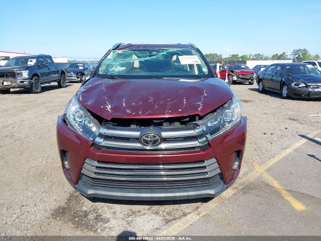 Продажа на аукционе авто 2017 Toyota Highlander Limited, vin: 5TDDZRFH8HS463960, номер лота: 44746842