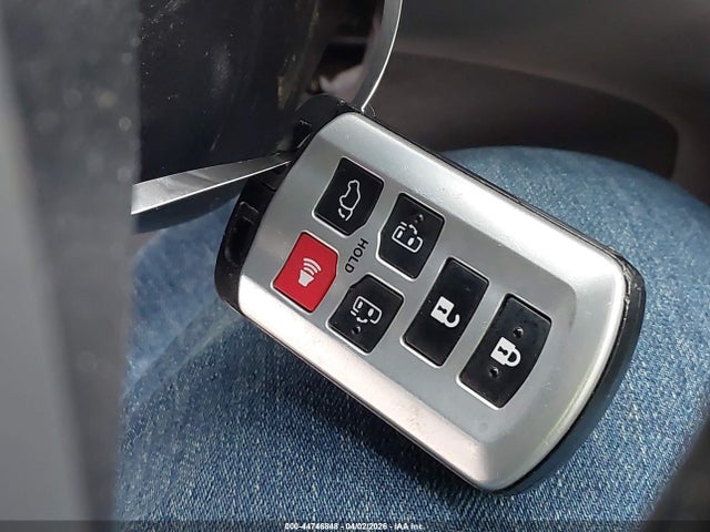 2017 TOYOTA SIENNA 5TDDZ3DC7HS148538 Photo 10