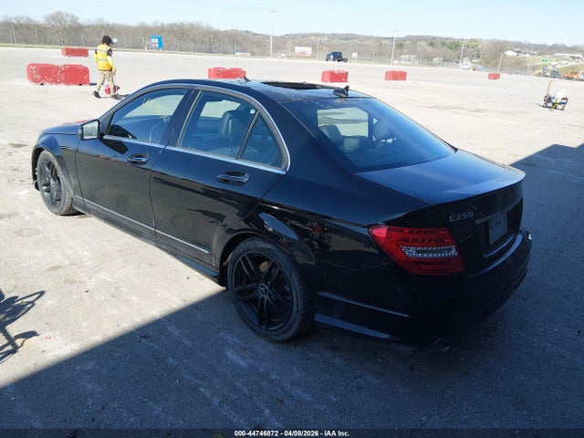 44746872 :رقم المزاد ، WDDGF4HB3DA806091 vin ، 2013 Mercedes-benz C 250 Sport مزاد بيع