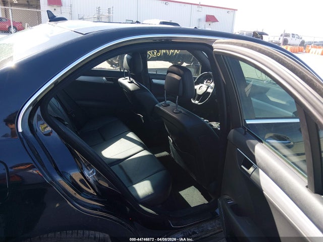 44746872 :رقم المزاد ، WDDGF4HB3DA806091 vin ، 2013 Mercedes-benz C 250 Sport مزاد بيع