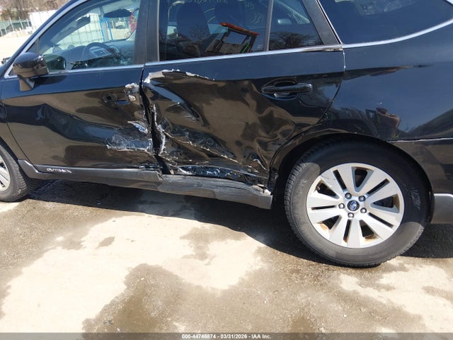 44746874 :رقم المزاد ، 4S4BSADC2H3290258 vin ، 2017 Subaru Outback 2.5i Premium مزاد بيع
