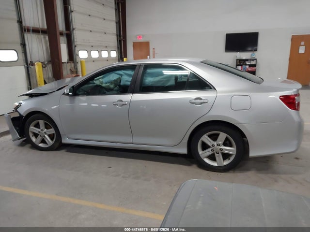 Aukcja sprzedaży 2013 Toyota Camry Se, vin: 4T1BF1FK0DU211568, numer aukcji: 44746876
