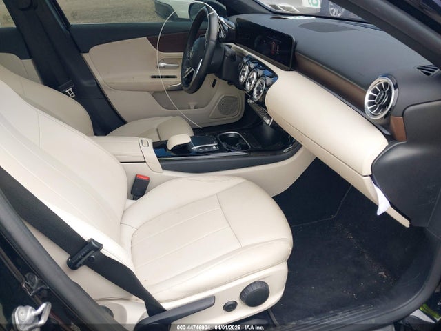 Продажа на аукционе авто 2022 Mercedes-benz A 220 4matic, vin: W1K3G4FBXNJ363325, номер лота: 44746904