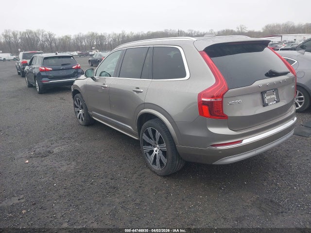 44746930 :رقم المزاد ، YV4A221L2N1776115 vin ، 2022 Volvo Xc90 T6 Inscription 6 Passenger مزاد بيع