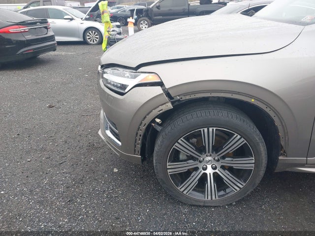 44746930 :رقم المزاد ، YV4A221L2N1776115 vin ، 2022 Volvo Xc90 T6 Inscription 6 Passenger مزاد بيع