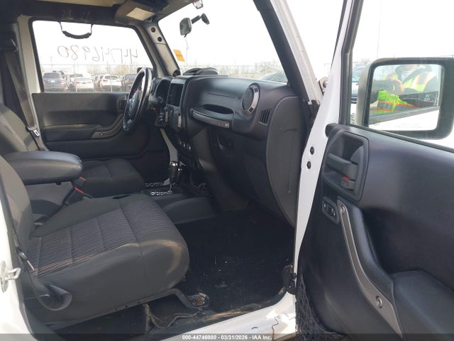44746980 :رقم المزاد ، 1C4BJWDG1CL183315 vin ، 2012 Jeep Wrangler Unlimited Sport مزاد بيع