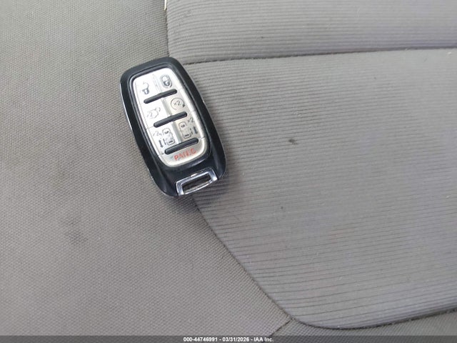 2018 CHRYSLER PACIFICA 2C4RC1FG5JR122059 Photo 10