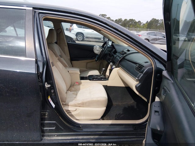 2014 Toyota Camry L მანქანა იყიდება აუქციონზე, vin: 4T4BF1FK4ER340842, აუქციონის ნომერი: 44747002
