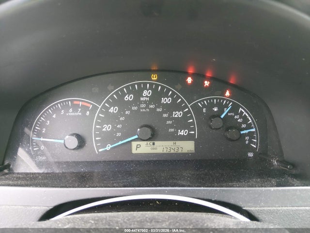 2014 Toyota Camry L მანქანა იყიდება აუქციონზე, vin: 4T4BF1FK4ER340842, აუქციონის ნომერი: 44747002