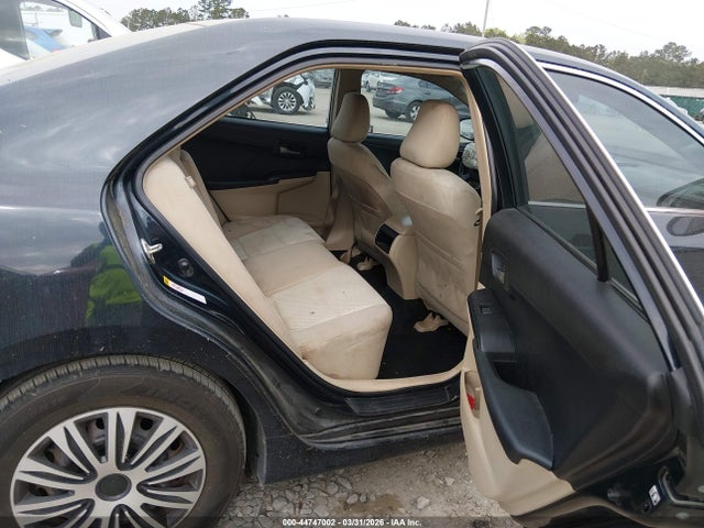 2014 Toyota Camry L მანქანა იყიდება აუქციონზე, vin: 4T4BF1FK4ER340842, აუქციონის ნომერი: 44747002