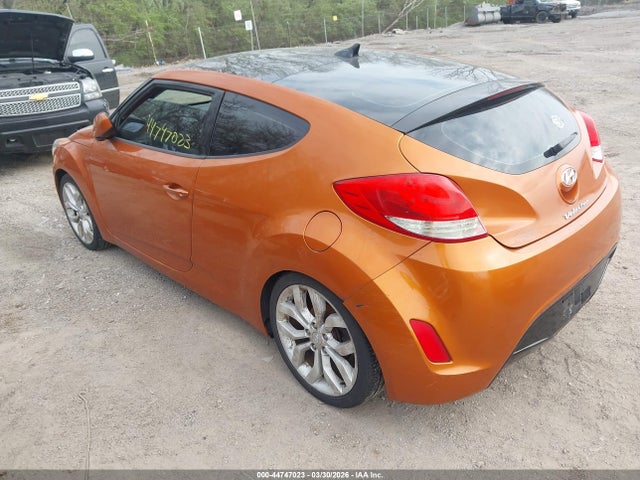 2013 HYUNDAI VELOSTER KMHTC6AD5DU100517 Photo 2