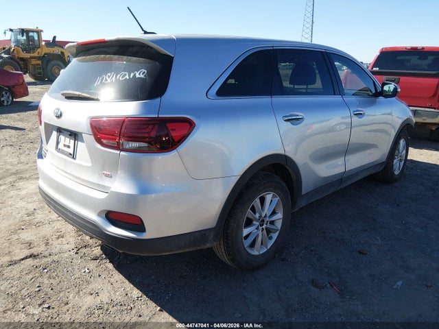 Auction sale of the 2019 Kia Sorento 2.4l Lx, vin: 5XYPG4A35KG576769, lot number: 44747041