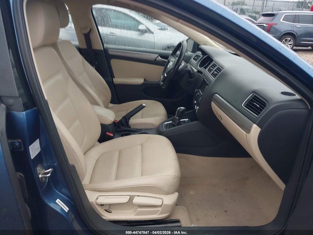 3VWD17AJ6FM286762 Volkswagen Jetta 1.8t Se