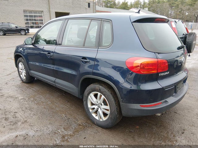 2012 VOLKSWAGEN TIGUAN WVGBV7AX9CW561874 Photo 2
