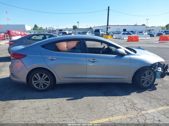 5NPD84LF7HH018060 Hyundai ELANTRA SE