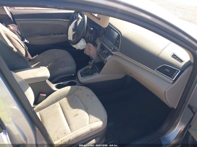 5NPD84LF7HH018060 Hyundai ELANTRA SE