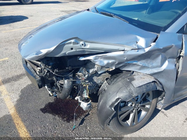 5NPD84LF7HH018060 Hyundai ELANTRA SE