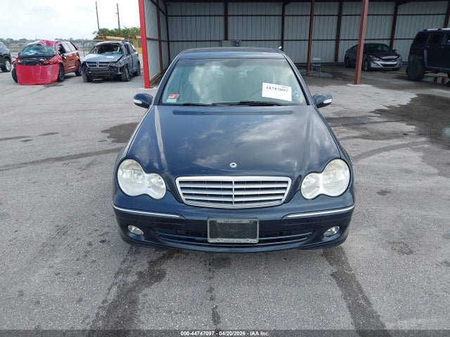Aukcja sprzedaży 2005 Mercedes-benz C 240 Luxury 4matic, vin: WDBRF81J05F613606, numer aukcji: 44747097