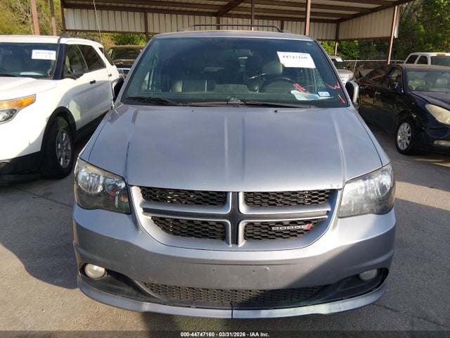 44747160 :رقم المزاد ، 2C4RDGEG6GR367527 vin ، 2016 Dodge Grand Caravan R/t مزاد بيع