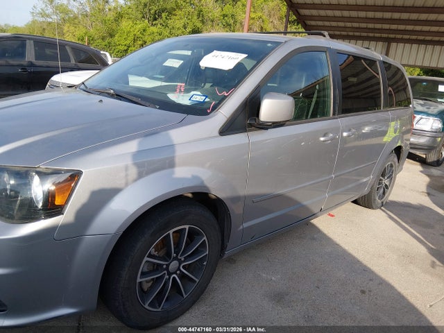 44747160 :رقم المزاد ، 2C4RDGEG6GR367527 vin ، 2016 Dodge Grand Caravan R/t مزاد بيع
