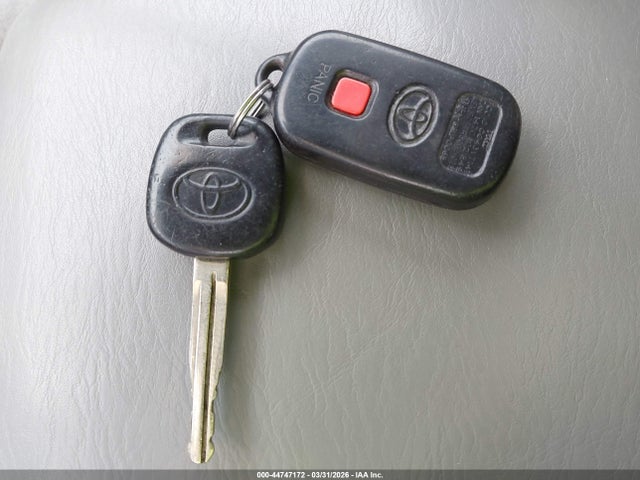 2003 TOYOTA CAMRY 4T1BE32K33U645552 Photo 10