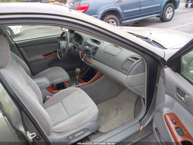 2003 TOYOTA CAMRY 4T1BE32K33U645552 Photo 4