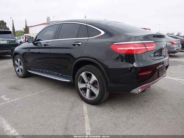 2017 MERCEDES-BENZ GLC 300 COUPE WDC0J4KB9HF160934 Photo 2