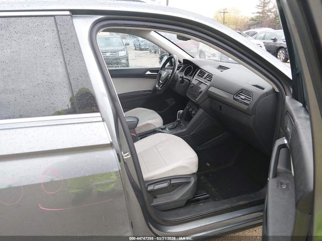 Продажа на аукционе авто 2018 Volkswagen Tiguan 2.0t Se/2.0t Sel, vin: 3VV2B7AX3JM146738, номер лота: 44747255