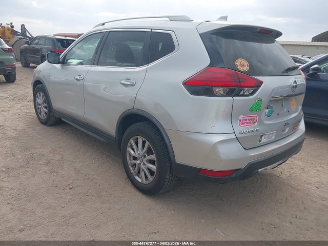 Aukcja sprzedaży 2017 Nissan Rogue Sv, vin: KNMAT2MT2HP616037, numer aukcji: 44747277