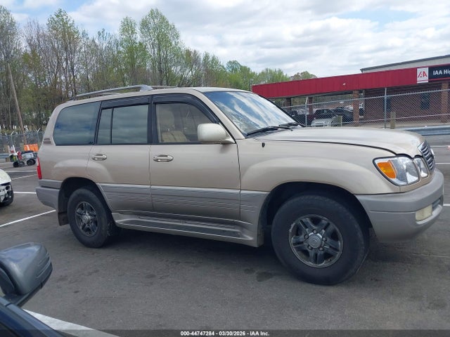 2001 Lexus Lx 470 მანქანა იყიდება აუქციონზე, vin: JTJHT00W713510681, აუქციონის ნომერი: 44747284