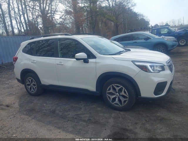 44747329 :رقم المزاد ، JF2SKAJC5LH522857 vin ، 2020 Subaru Forester Premium مزاد بيع