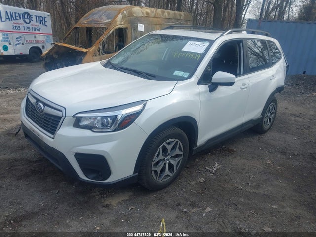 44747329 :رقم المزاد ، JF2SKAJC5LH522857 vin ، 2020 Subaru Forester Premium مزاد بيع