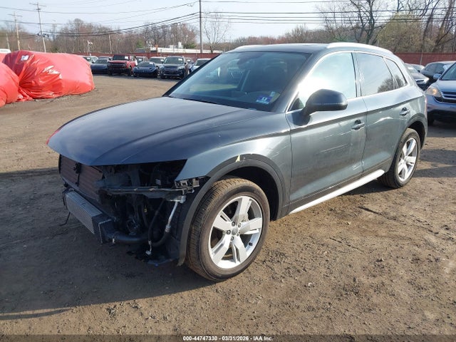 44747330 :رقم المزاد ، WA1BNAFY0K2024670 vin ، 2019 Audi Q5 45 Premium مزاد بيع