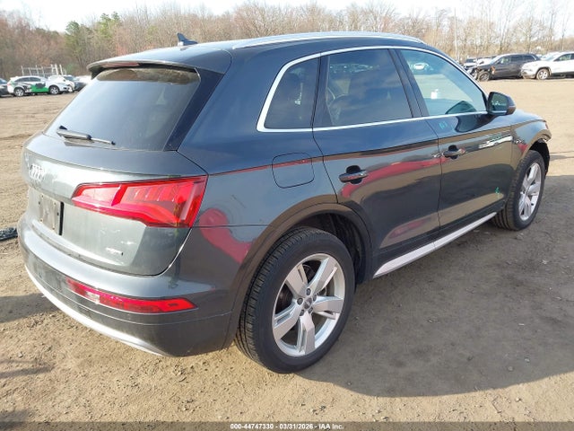 44747330 :رقم المزاد ، WA1BNAFY0K2024670 vin ، 2019 Audi Q5 45 Premium مزاد بيع
