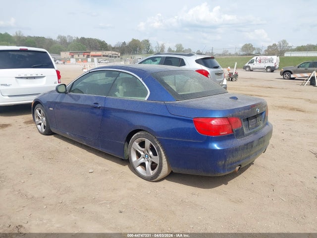 2011 BMW 335I WBADX7C58BE261456 Photo 2