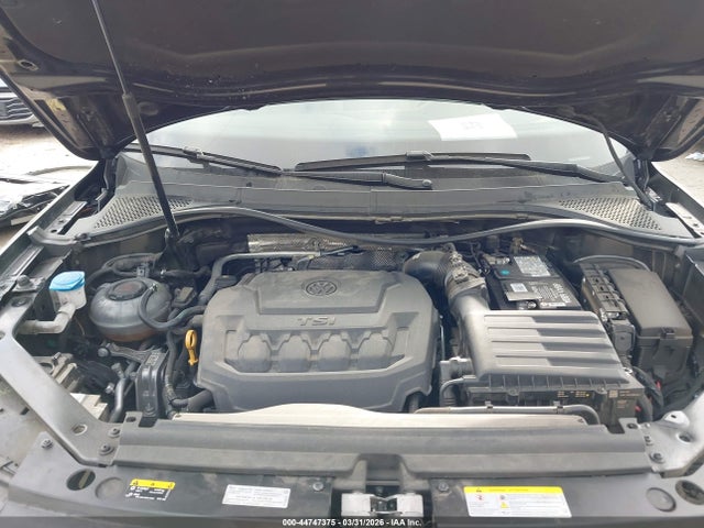 Aukcja sprzedaży 2022 Volkswagen Tiguan 2.0t Se R-line Black, vin: 3VVCB7AX3NM104273, numer aukcji: 44747375