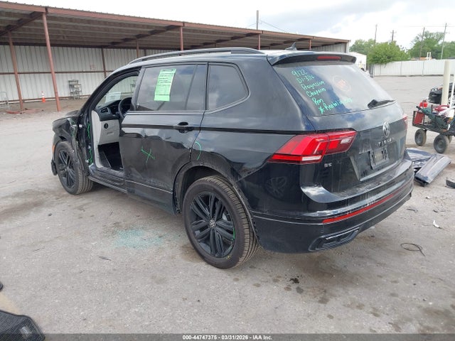 Aukcja sprzedaży 2022 Volkswagen Tiguan 2.0t Se R-line Black, vin: 3VVCB7AX3NM104273, numer aukcji: 44747375