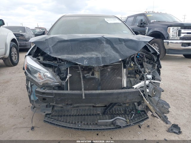 Toyota Corolla Le Premium 2016 2T1BURHE6GC688894 Image 13