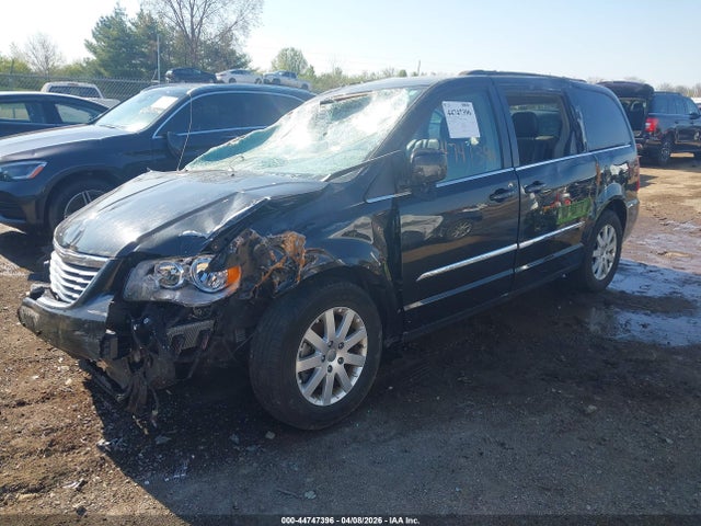 44747396 :رقم المزاد ، 2C4RC1BG8DR566272 vin ، 2013 Chrysler Town & Country Touring مزاد بيع
