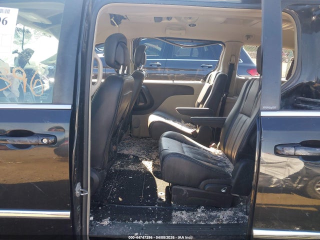 44747396 :رقم المزاد ، 2C4RC1BG8DR566272 vin ، 2013 Chrysler Town & Country Touring مزاد بيع